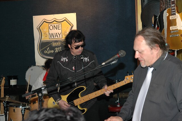 min 2006 11 17 one way 177